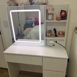 Vanity Desk w/ LED Mirror
