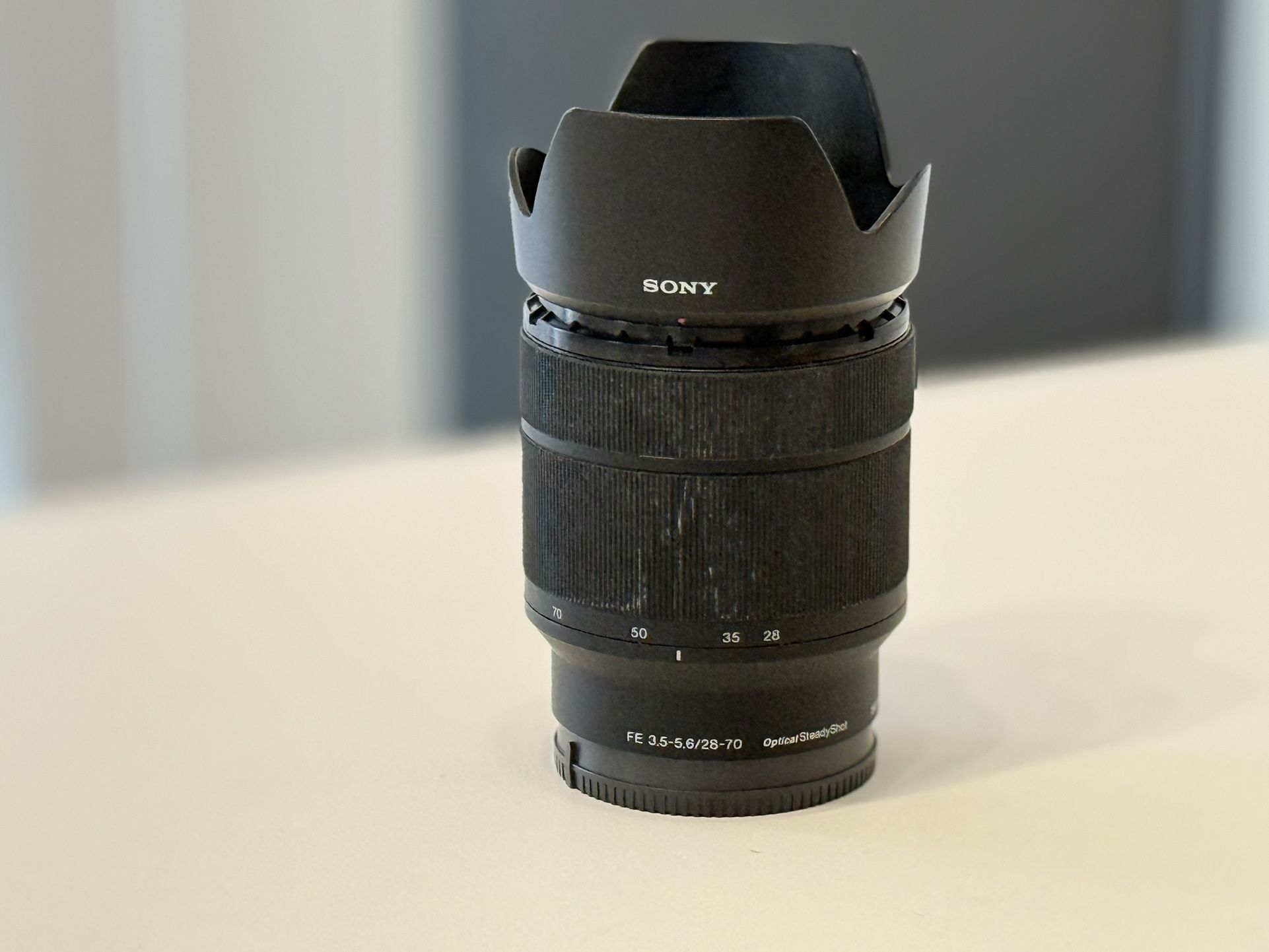 Sony Lens 28-70 f/3.5-5.6