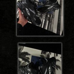 Dior B22 Black REFLECTIVE 