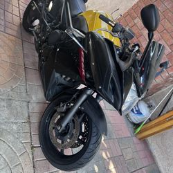 2014 Yamaha FZ6R
