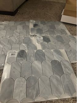Z Collection Bardiglio Cloud Cathedral Honed Marble Mosaic Tile – 5 New Sheets