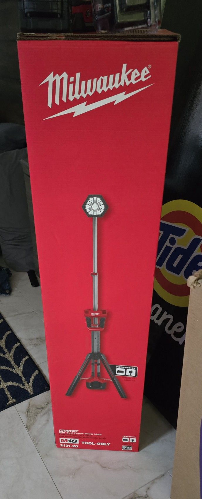 Milwaukee M18 Rocket Light