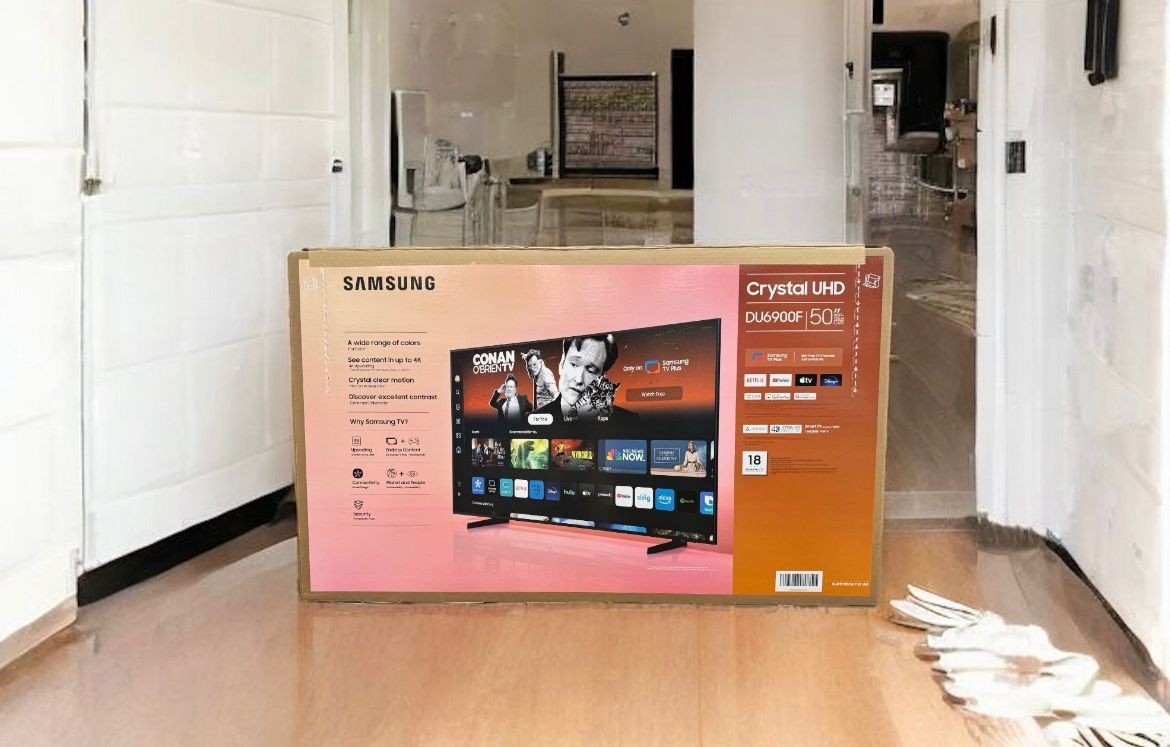 HD280 50” Samsung smart 4k led Uhd tv floor model