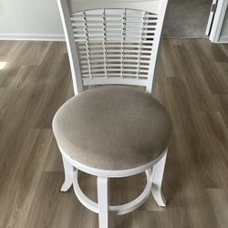 Swivel bar Stools