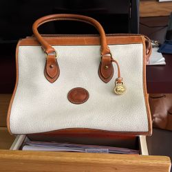 DOONEY BOURKE 