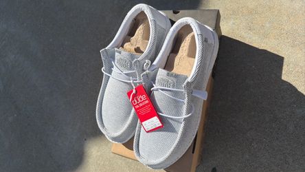 Men’s HeyDudes size 12 men $ 40