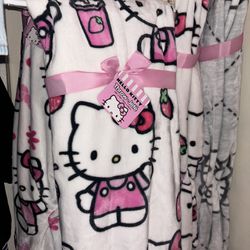 Hello Kitty 🍓 Blanket 