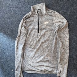 Nike Zip Ups Size small, 