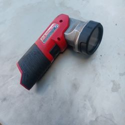 milwaukee Light m12