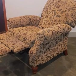 Lazyboy Classic Recliner Chair Fabric 