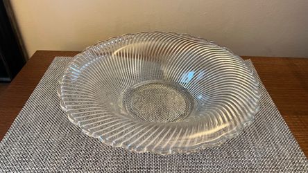 Vintage 12” Federal Glass “Diana” Bowl