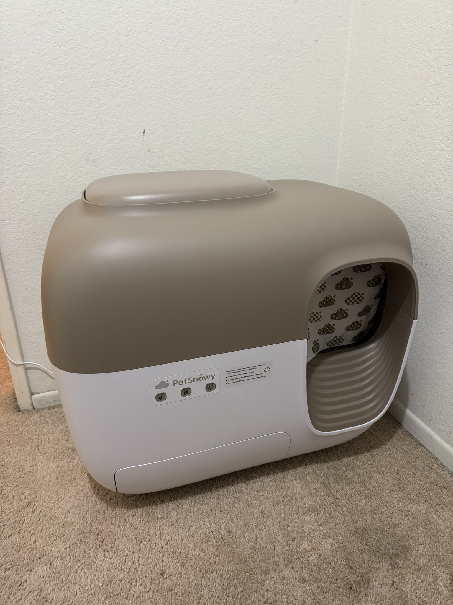 Pet Snowy Self-Cleaning Litter Box