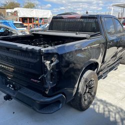 2019 2020 2021 CHEVY SILVERADO 1500 RST FULL PART OUT