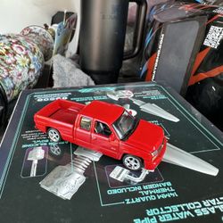 Auto World Chevy SS Silverado