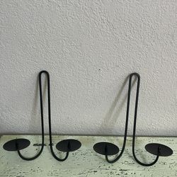 Iron Candle Hold