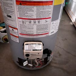 Used Water Heater in good and working condition.