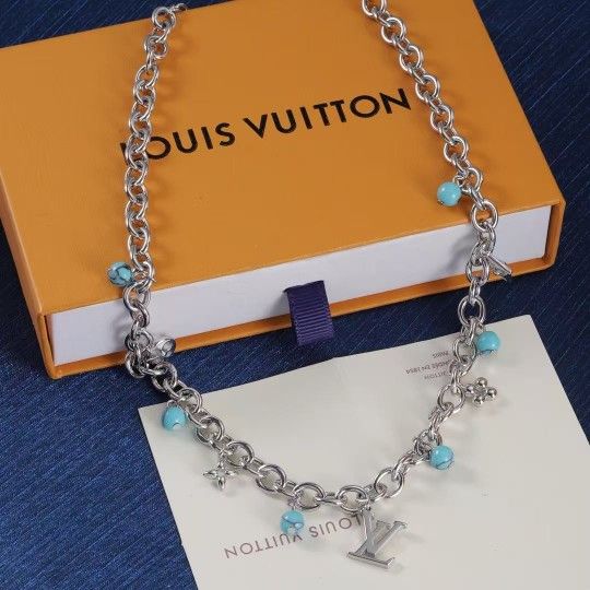 L*V high-end necklace
