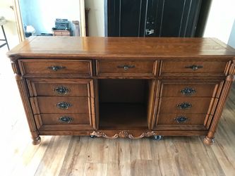 FREE Vintage Oak 9-Drawer Dresser