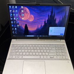 HP Pavilion 15-eg0055nr 16 GB Ram