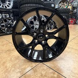 22x8.5 Wheels Set Available