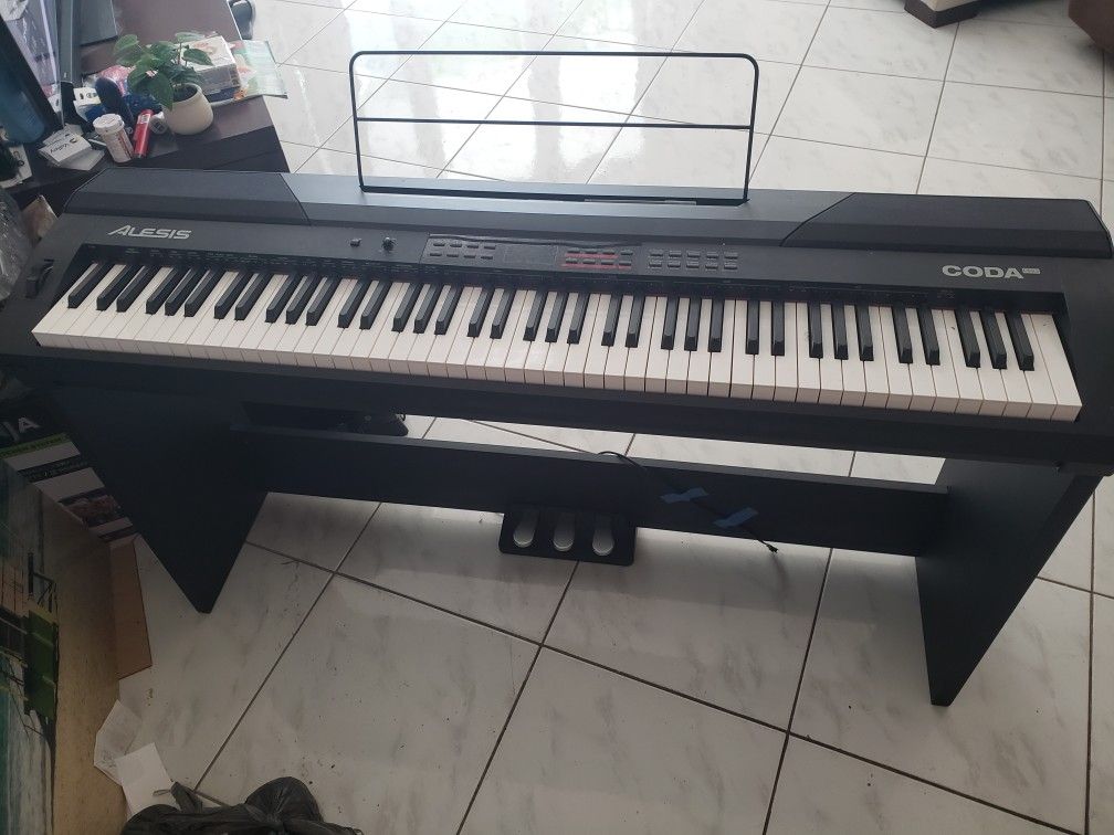 Alesis CODA Pro 88 Key Digital Piano