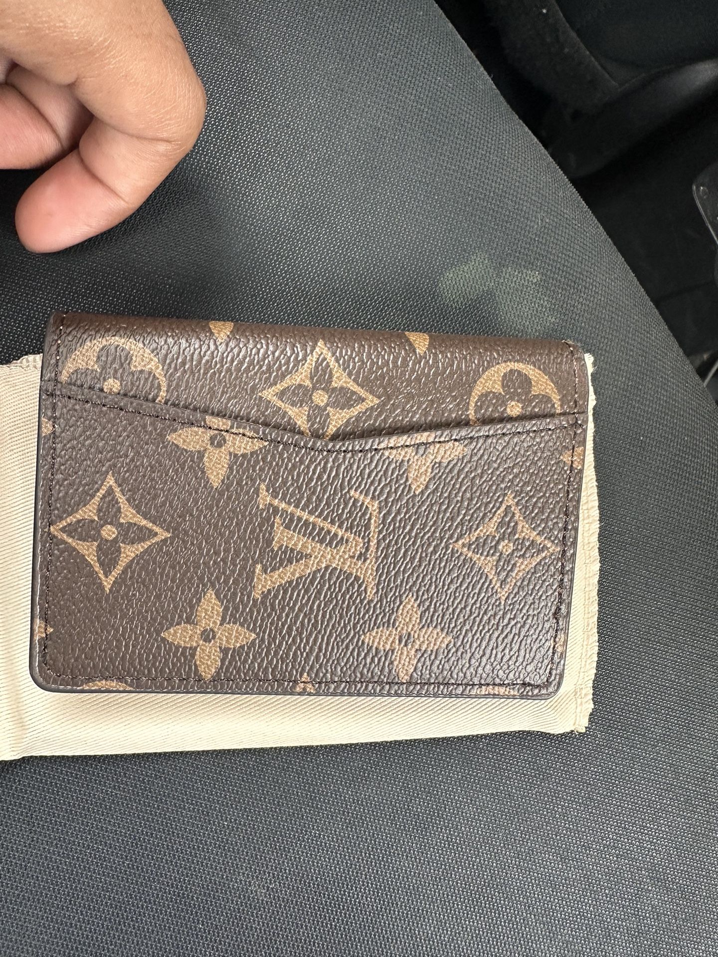 louis vuitton card holder used