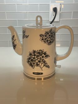 BELLA Corded Electric Ceramic Kettle, White/Black Floral, Illuminated Lid