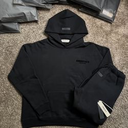 Fear of God Essentials ‘Stretch Limo’ Hoodie & Sweatpants