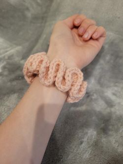 Crochet Scrunchie