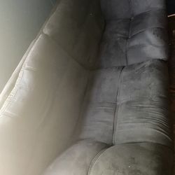 Couch/Sofá