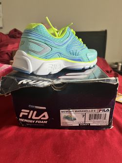 Women Fila Brand New Never Worn