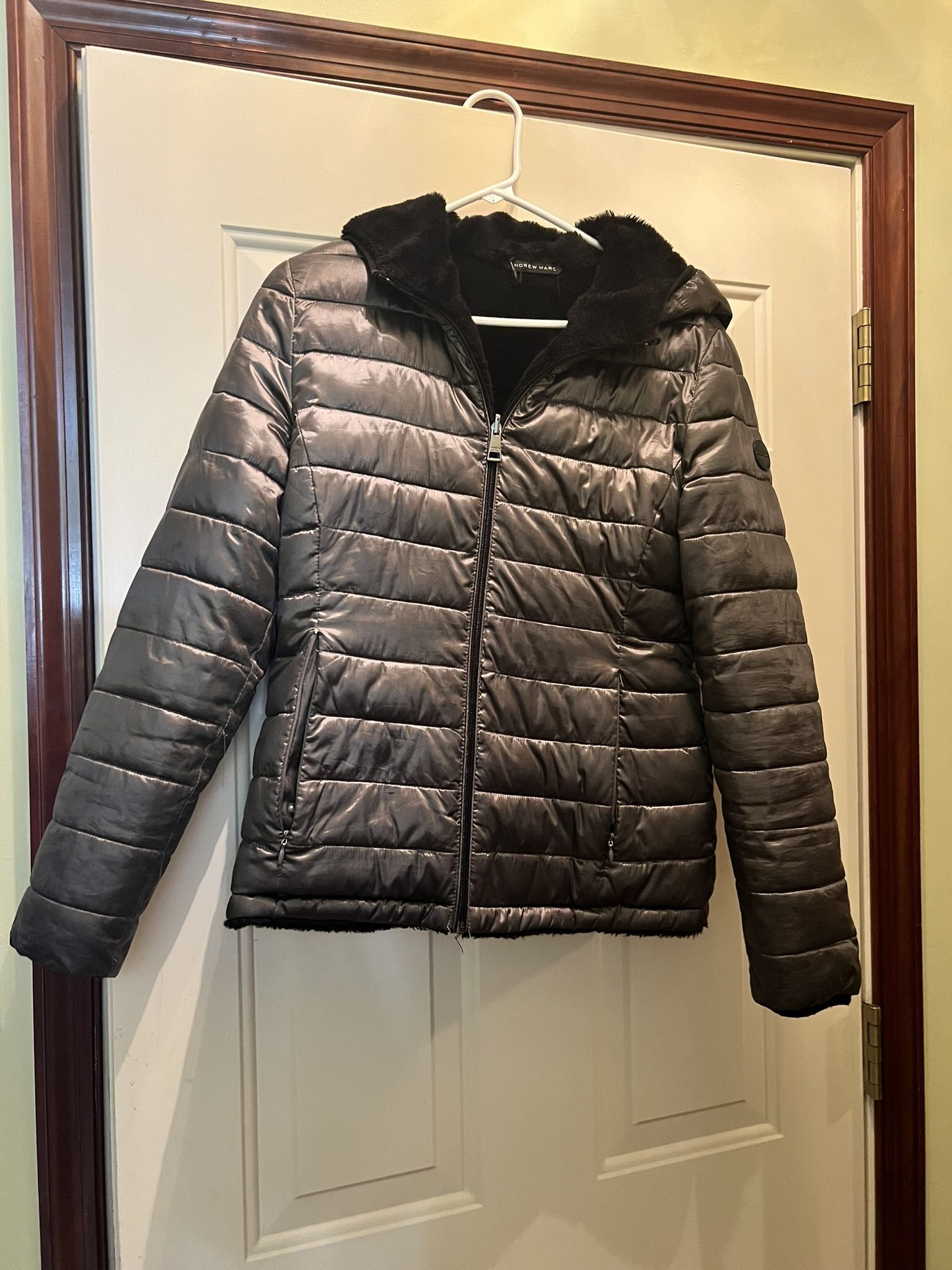 Women’s Size Medium Coats