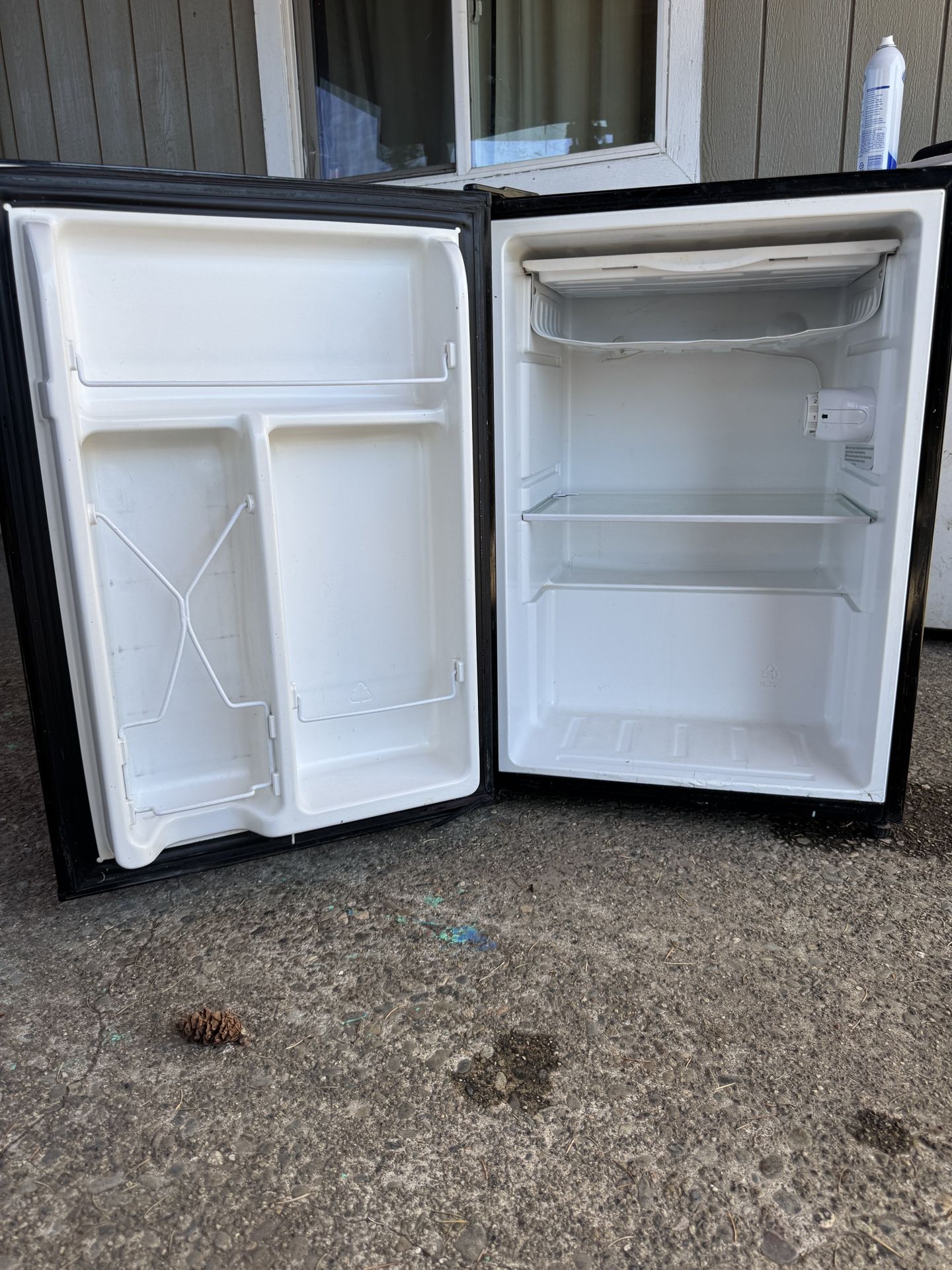 Mini Fridge