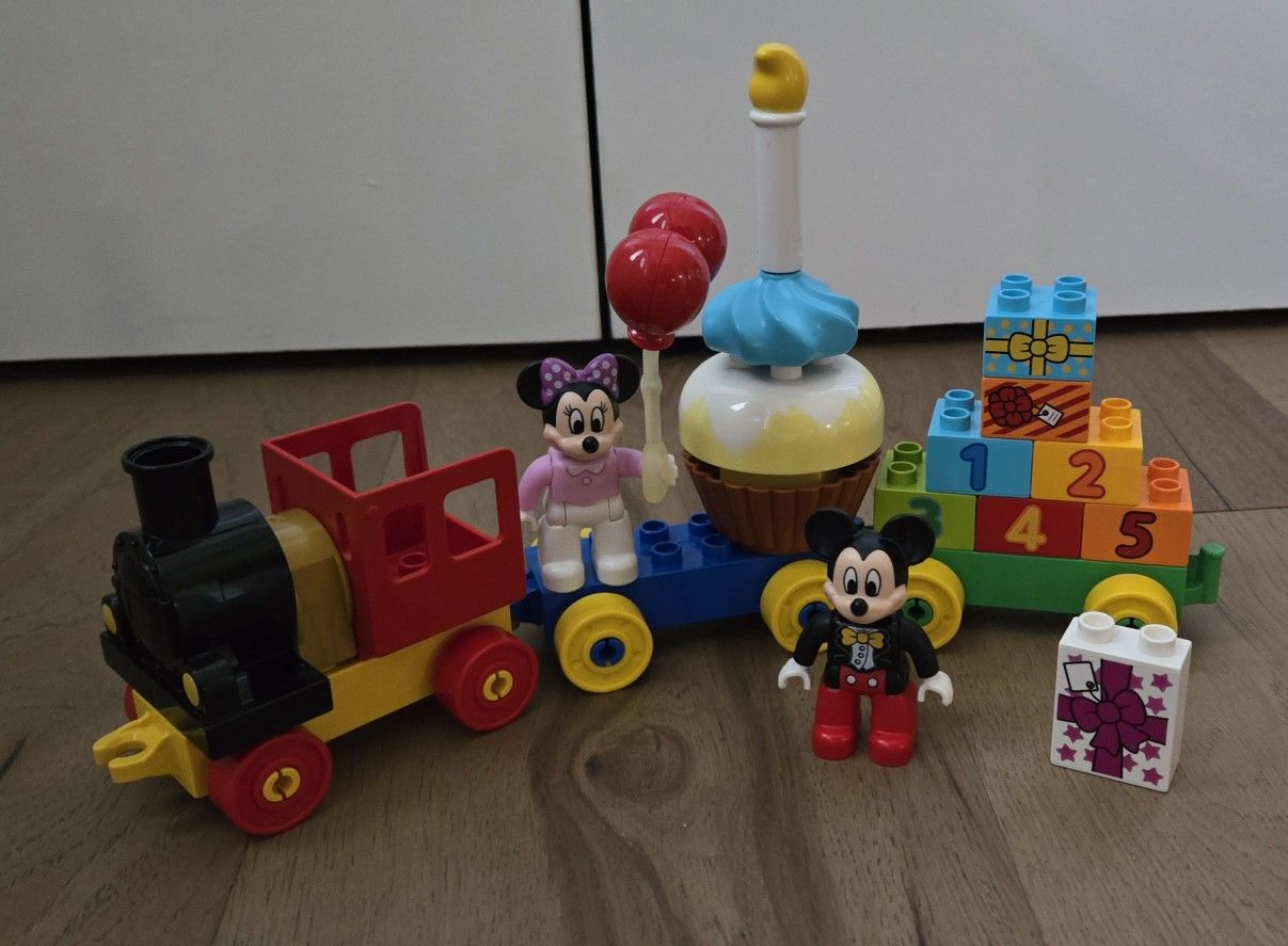 Duplo Mickey's Birthday Parade