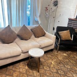 Living Room Furniture: Couch/sofa, Accent Chair, Small Table