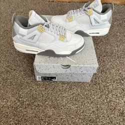 Air Jordan 4 Retro Craft Photon Dust Size 10 