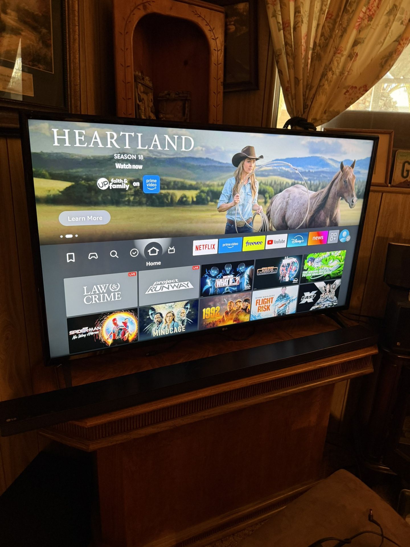 50” lg 4k smart tv and soundbar