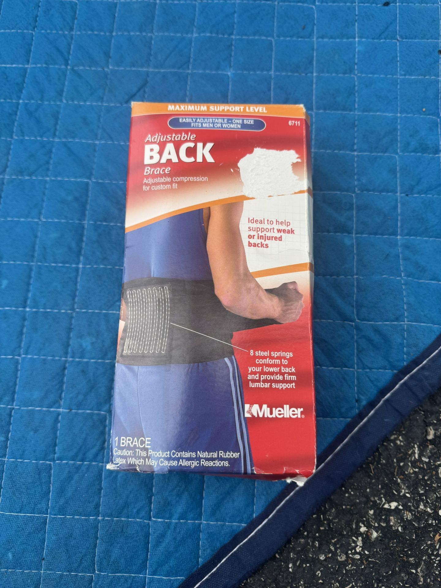 Mueller Adjustable Back Brace Maximum Support Level #6711 one size NIB
