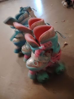 Roller skates two pair