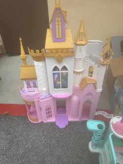 Disney Princess Dollhouse