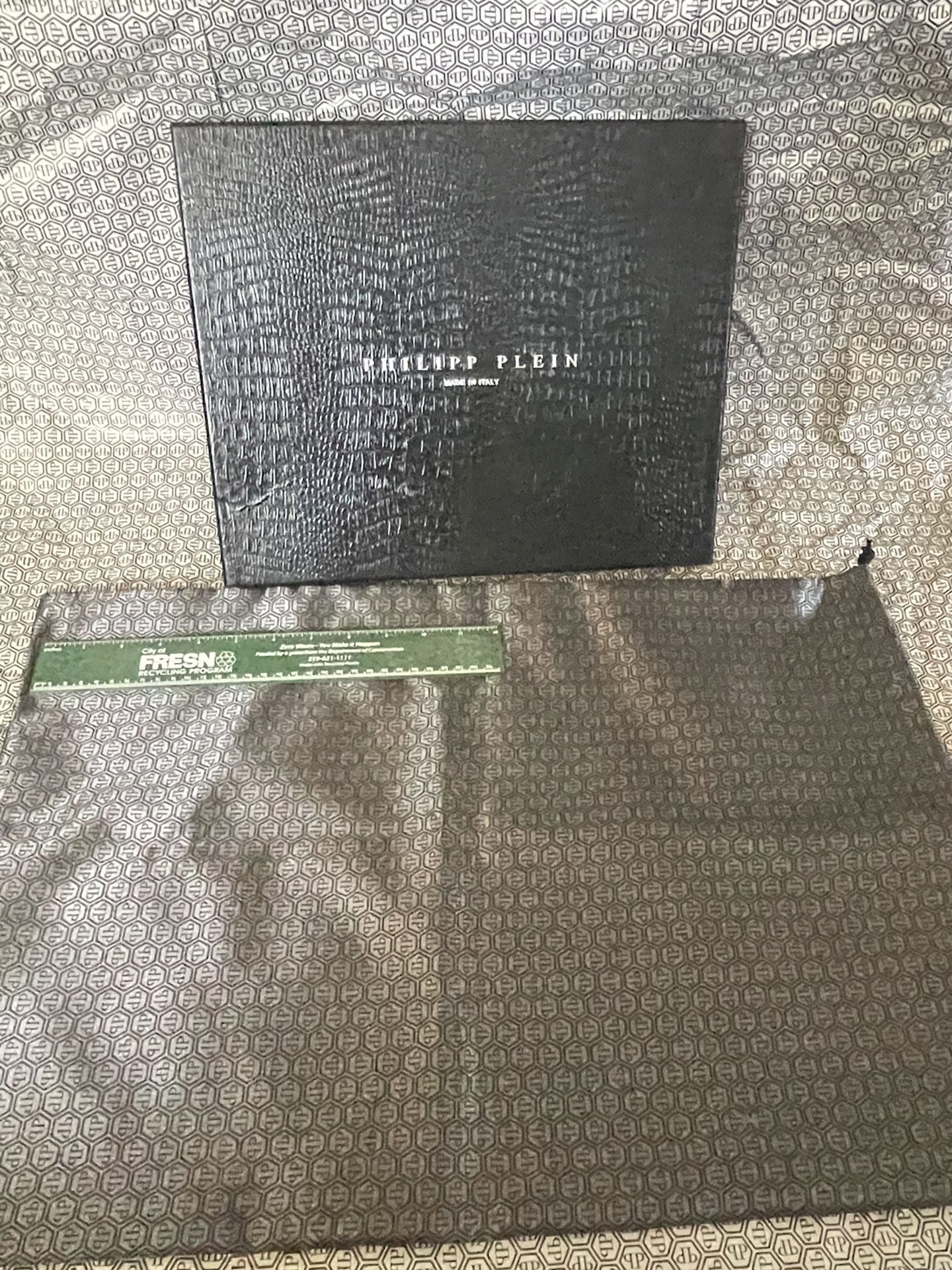 Box+ Bag Philipp Plein, Saint Laurent , Saint Laurent Paris , Versace $25 Each