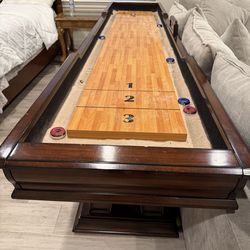 Shuffleboard Table