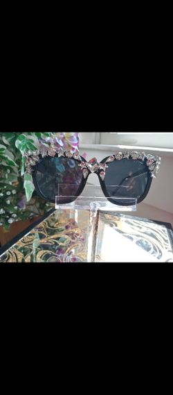 Sunglasses Rhinestone Star Black Frames Accessories Gold Accents 