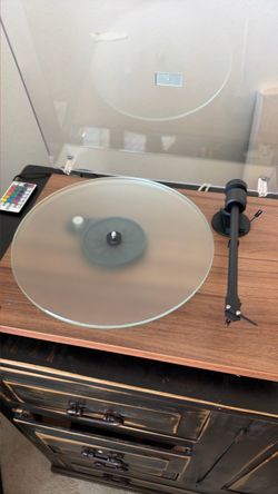 Pro-Ject T1 EVO Turntable – Satin Walnut