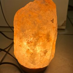 Salt rock lamp