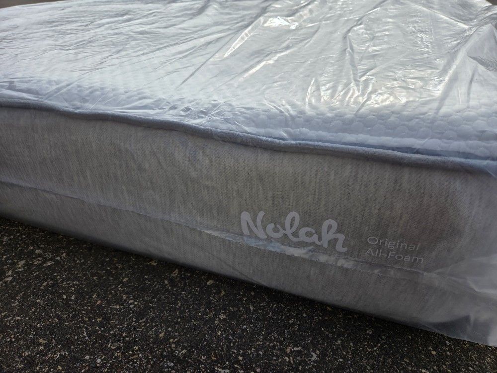 Queen Nolah Original Hybrid Mattress - Like New