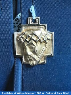 Religious Pendant - Yellow Gold 14k (.585) 2.8 grams
