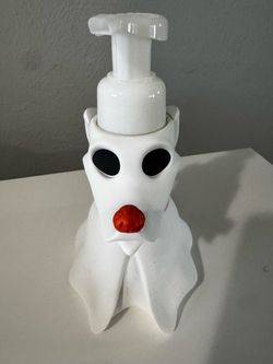Bath & Body Works Nightmare Before Christmas Zero Soap Dispenser