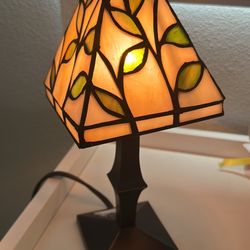 Small Tiffany Style Lamp 