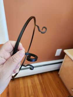 Round stand